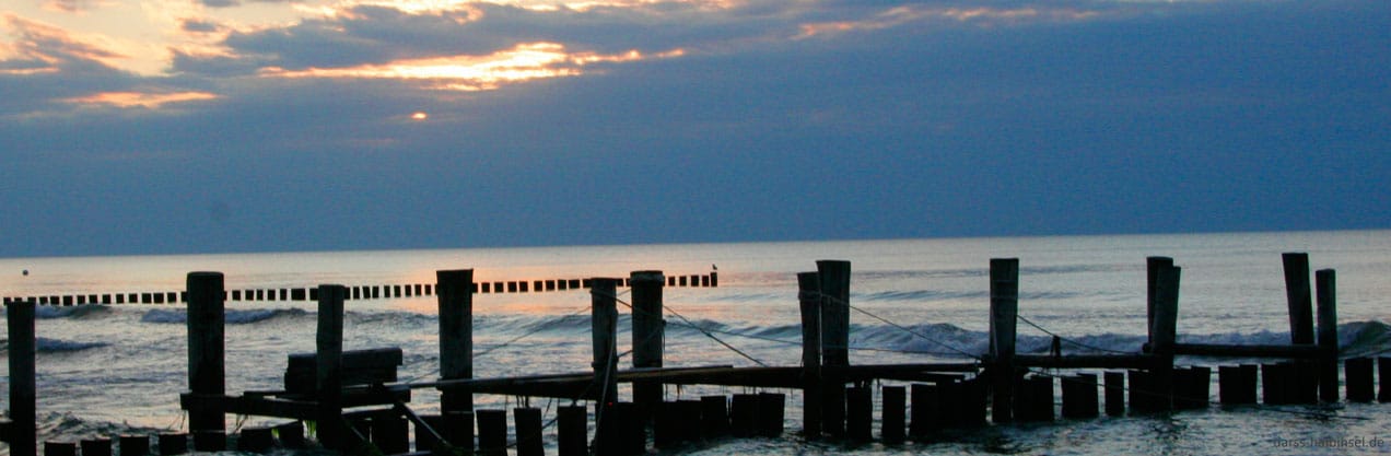 Abendstimmung am Strand der Halbinsel Fischland Darß