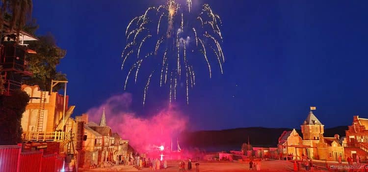 Abschlussfeuerwerk der Störtebeker Festspiele